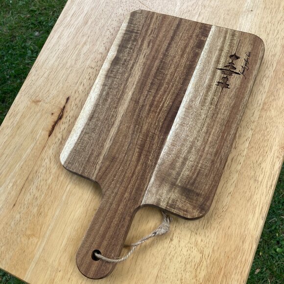 Family Gathers Here Soundwave Cutting Board - Picture 6 of 6